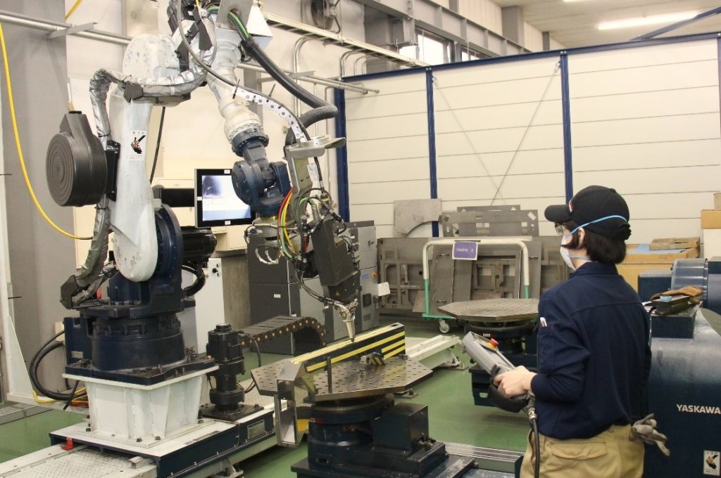 ĐƠN HÀNG GIA CÔNG KIM LOẠI - OSAKA - 12F NỮ